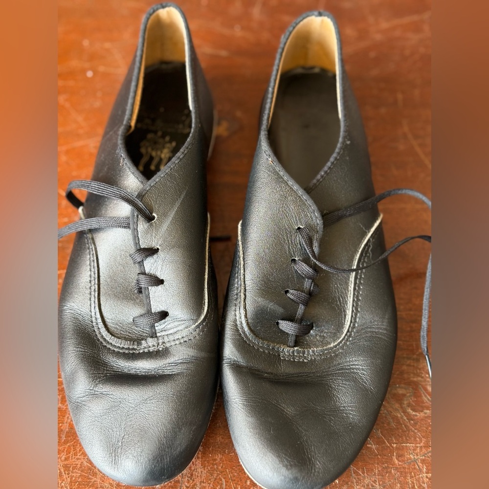 Capezio Black Leather Women's Jazz dance shoes